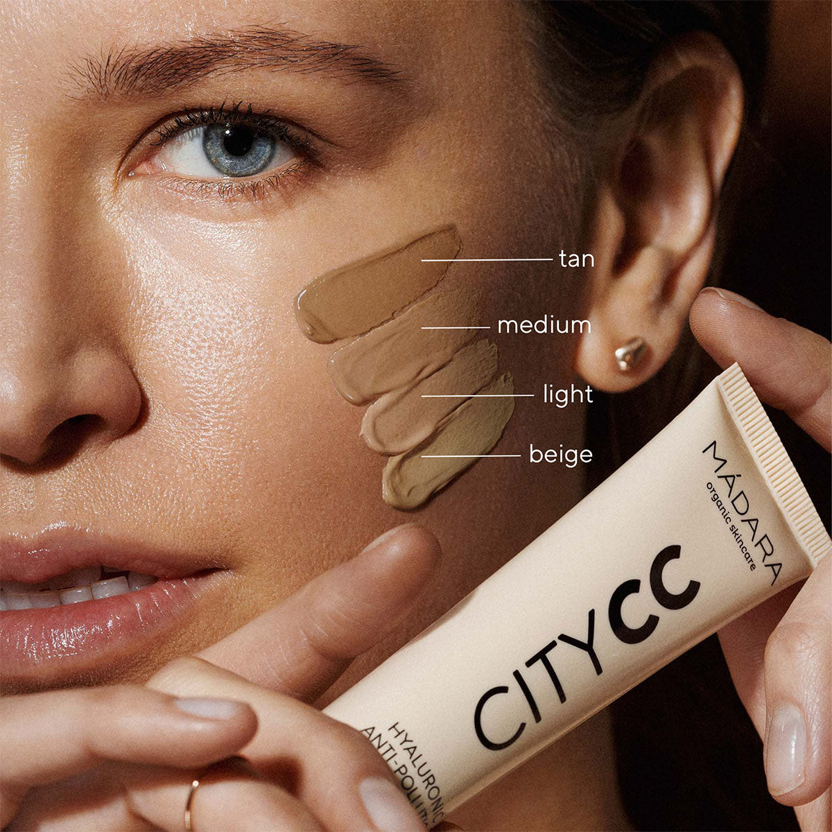Citycc Hyaluronic Anti-Pollution CC Cream Spf15 Light fra Madara