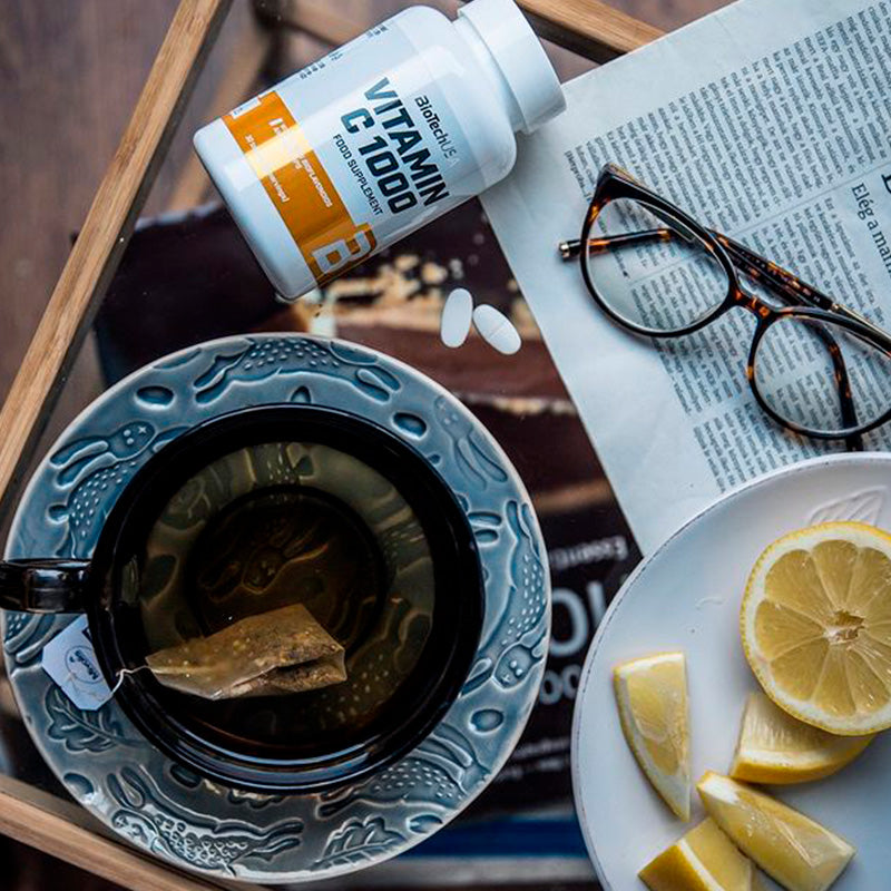 C-vitamin med nyper, hylleblomst og sitronskallpulver fra BioTechUSA