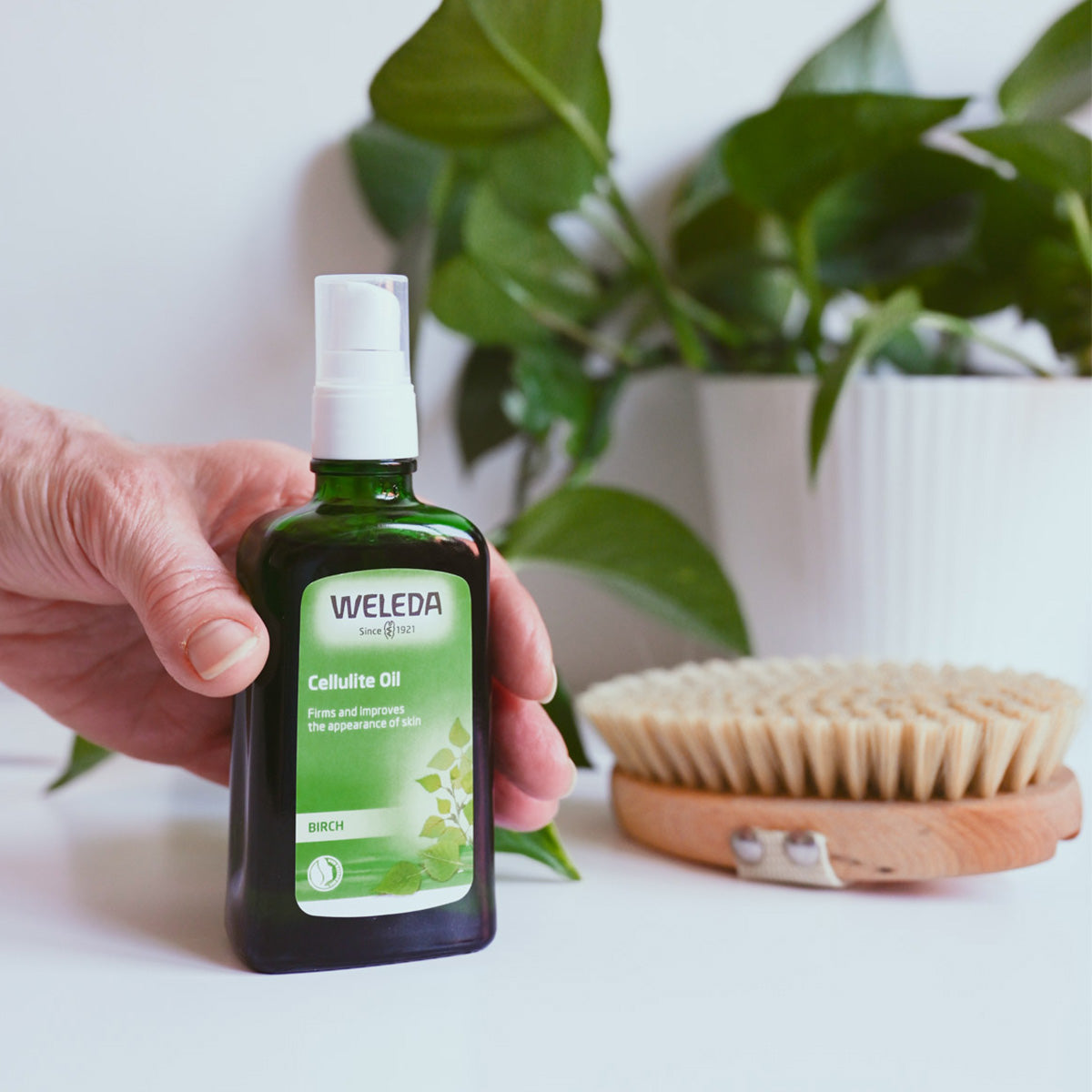 Birch Cellulite Oil fra Weleda