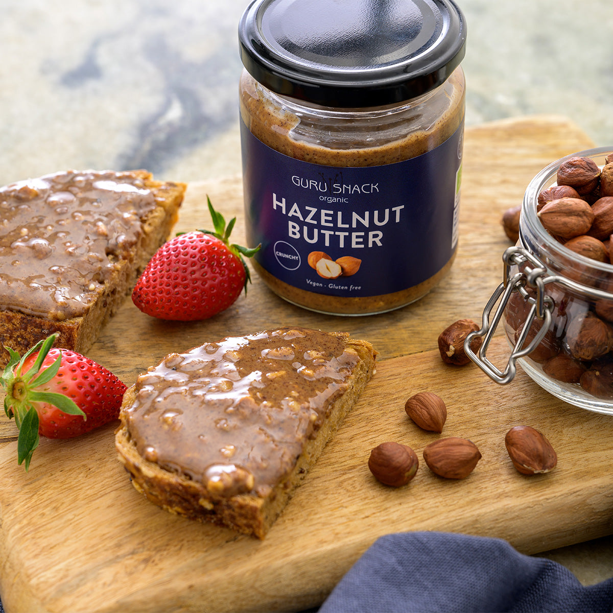 Hasselnøttsmør Crunchy Ø fra Guru Snack