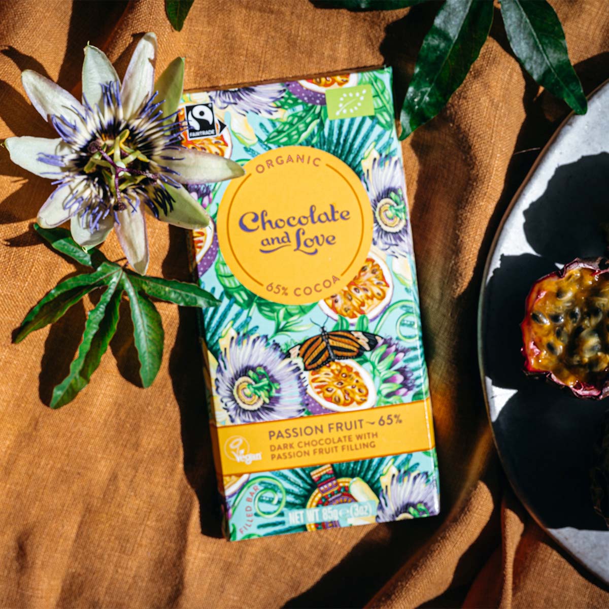 Sjokolade fylt med Pasjonsfrukt Øko fra fra Chocolate and Love