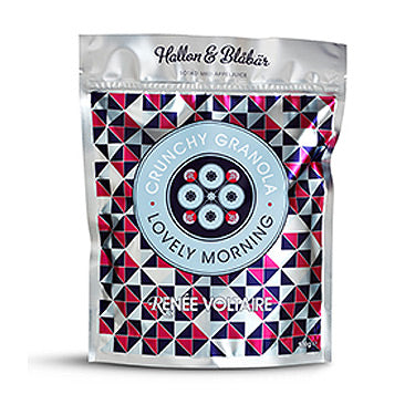 Crunchy Granola m. bringebær, blåbær & gresskar fra Renée Voltaire