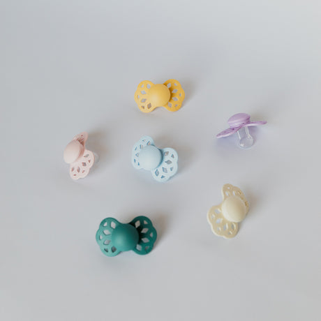 Infinity Silikon Symmetrisk 6mnd+ (Ivory/ Blush) 2 stk fra BIBS