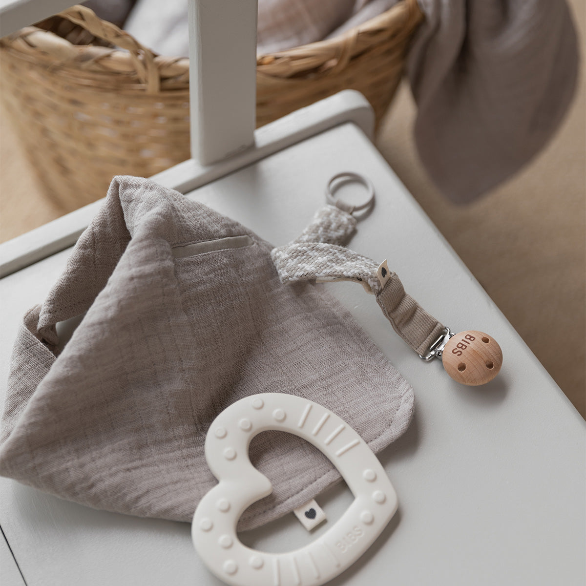 Smokkesnor Flettet (Sand/Ivory) fra BIBS