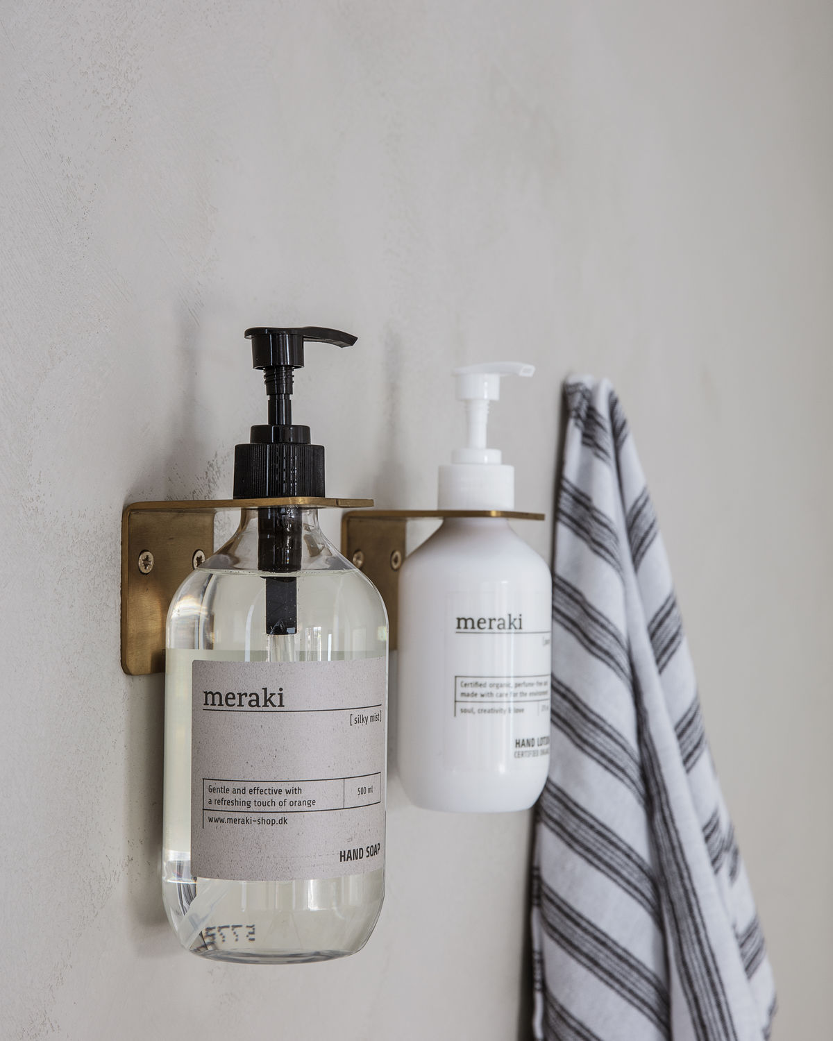 Bottle Hanger - Brushed Brass fra Meraki