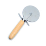 Pizzaskjærer 20 cm m. Skaft i Bøketre