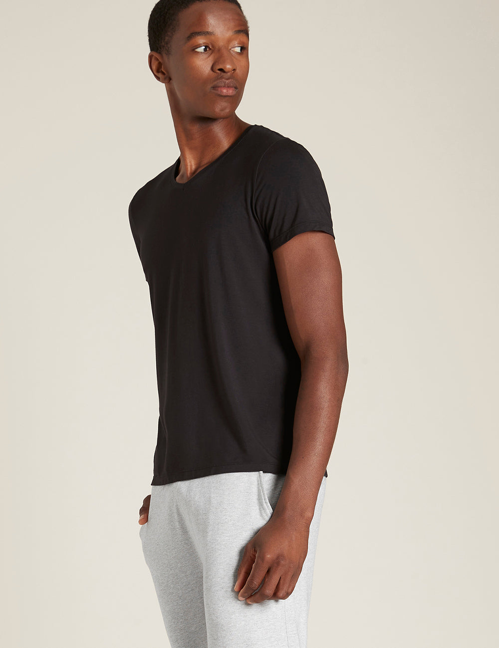Bambus T-shirt Menn V-hals Svart